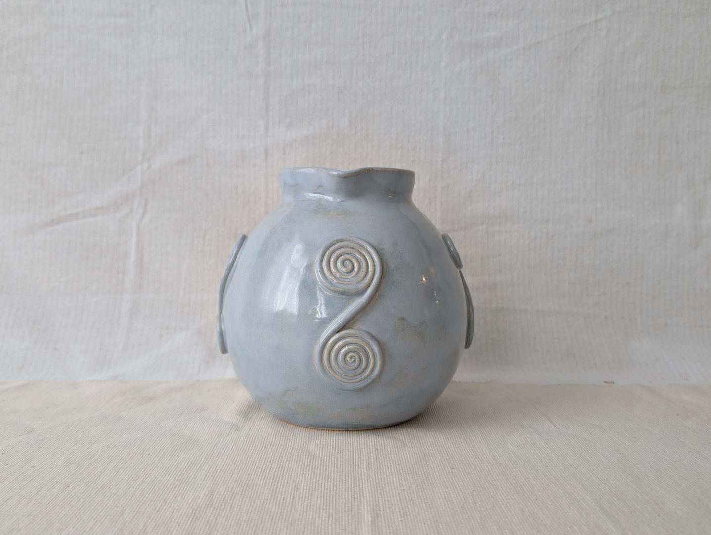 Large Swirly Jug/Vase