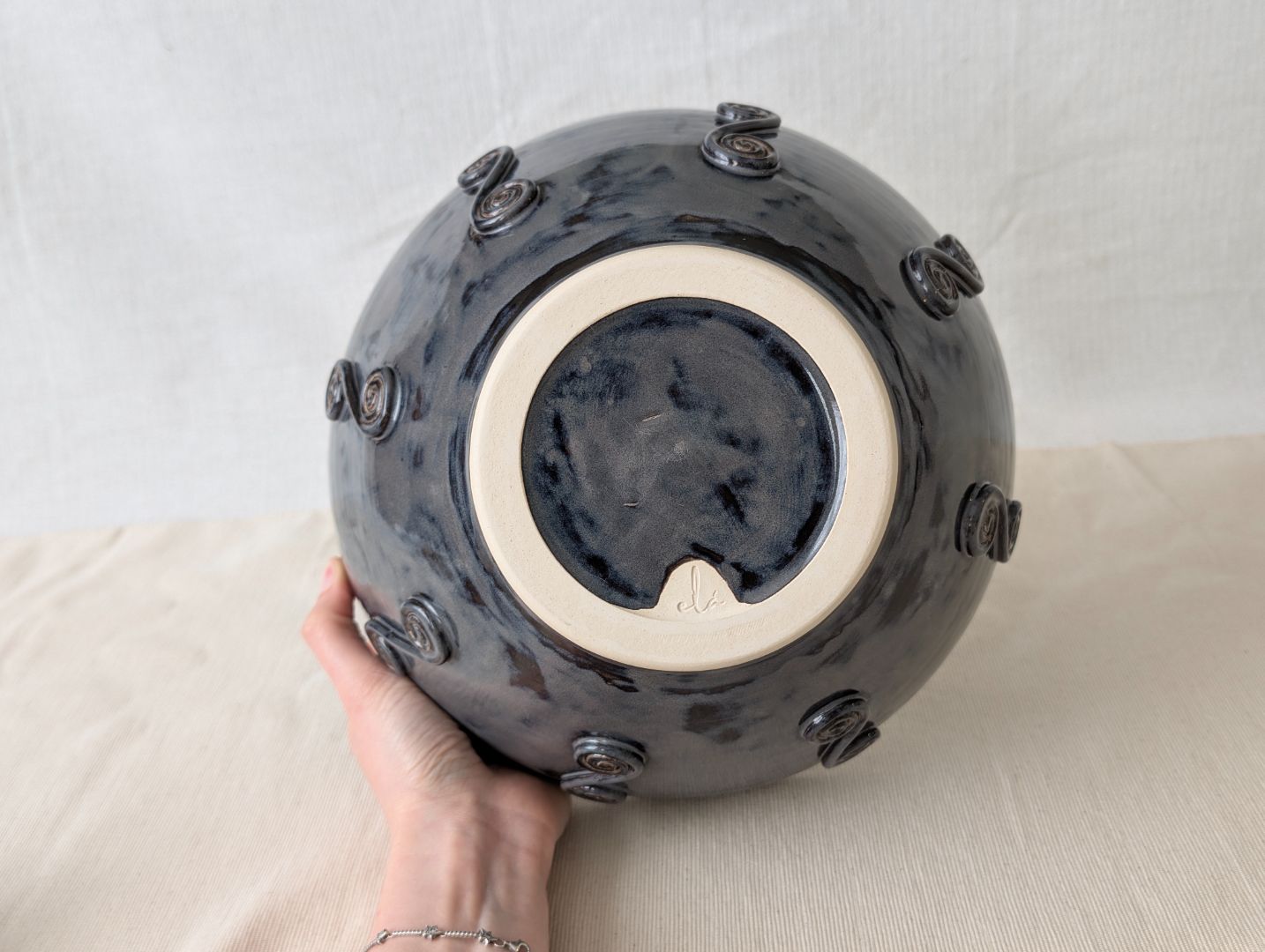 Large Swirly Salad Bowl