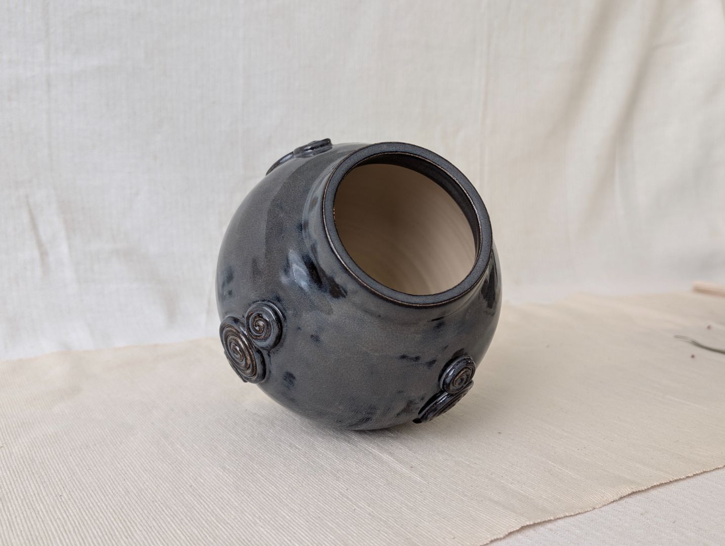 Swirly Vessel #6 (Medium)