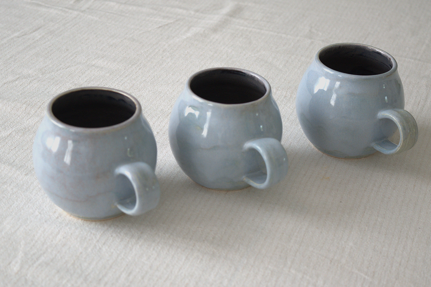 Dual-tone Mugs