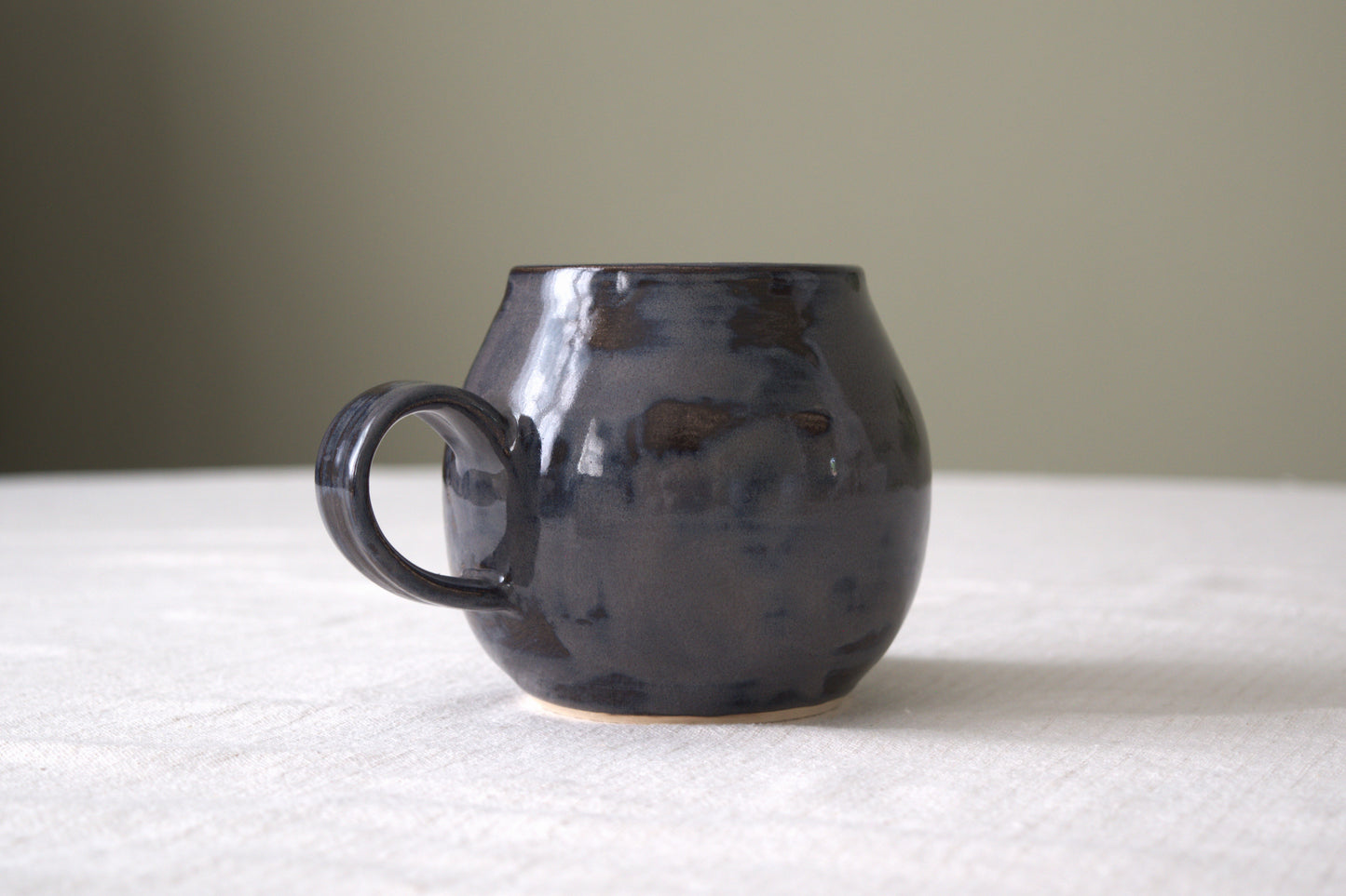 Dual-tone Mugs