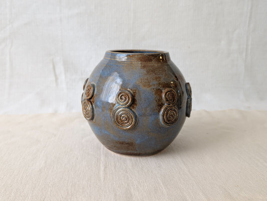 Swirly Vessel #3 (Medium)