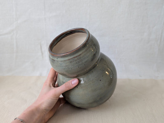 Double Gourd Vessel (Large)