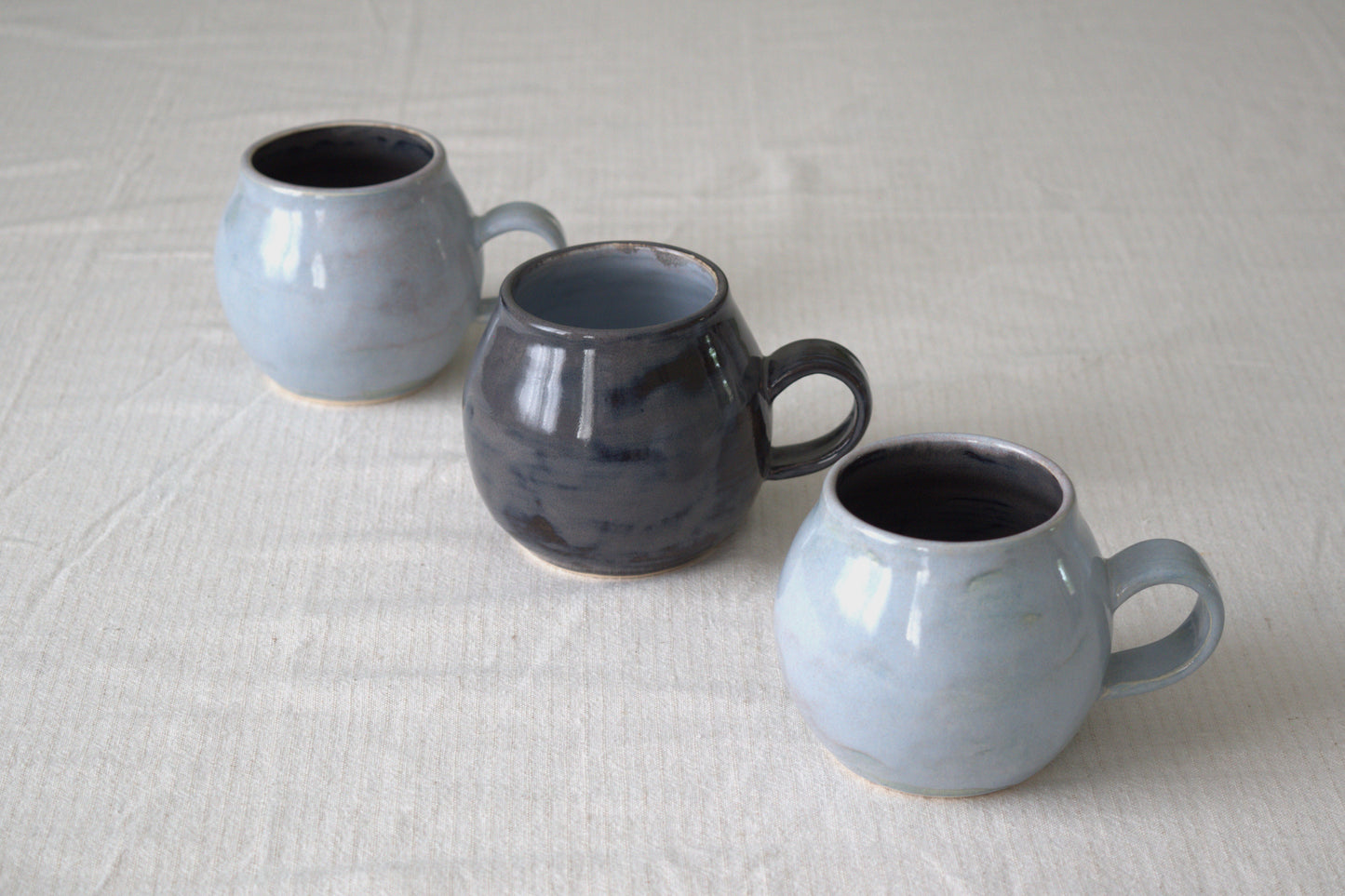 Dual-tone Mugs